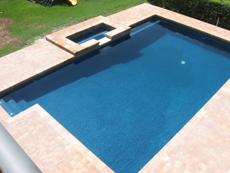 contact Lightning Pools & Pavers